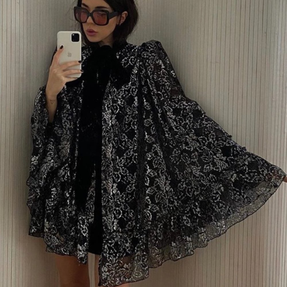 BNWT H&M x Vampire’s Wife Silver Lace Cape